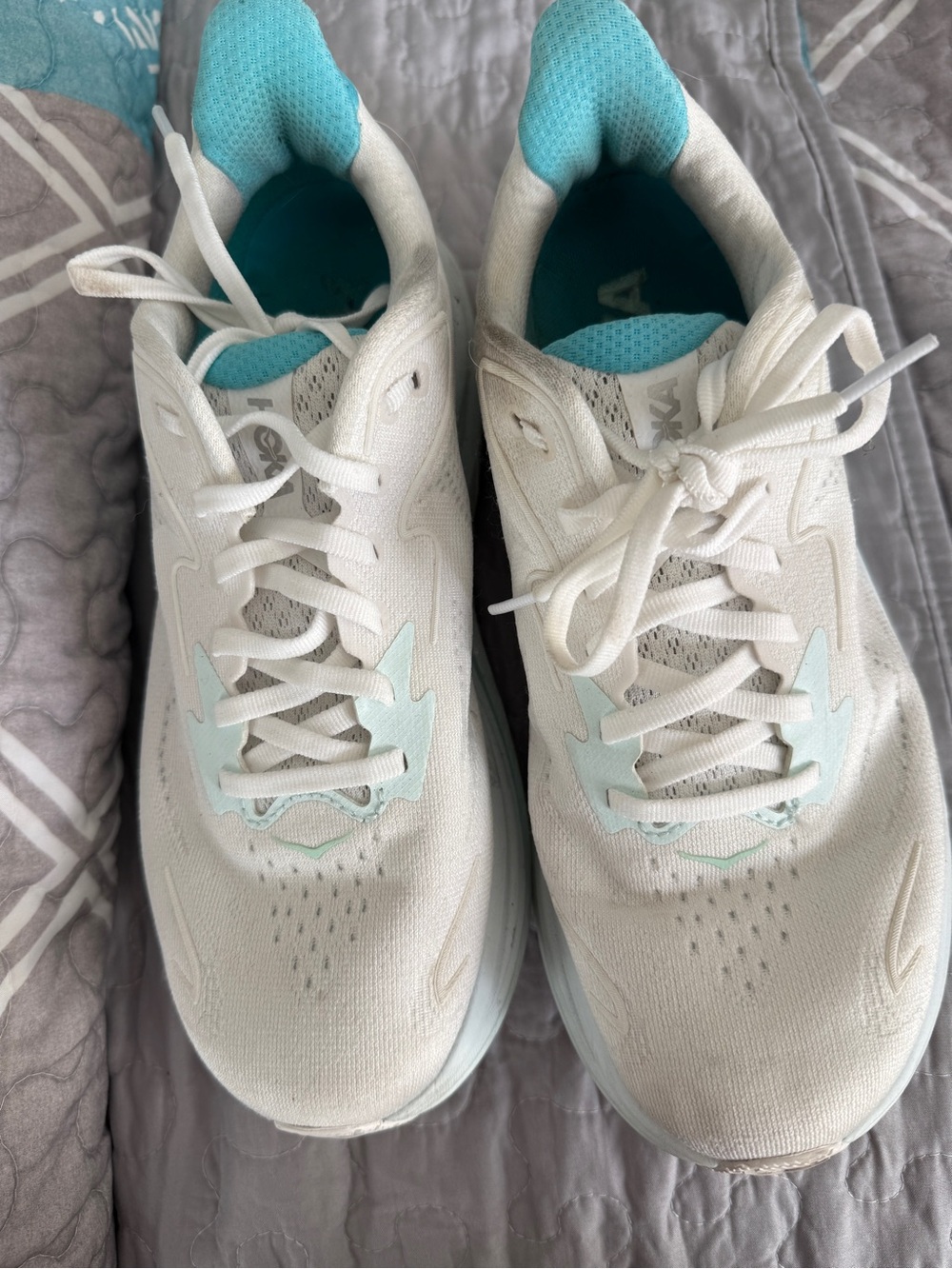 Hoka Women's White Sneakers with Teal Lining Size 8 D